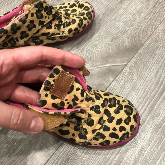 Toms cheetah print sneakers - Picture 3 of 6